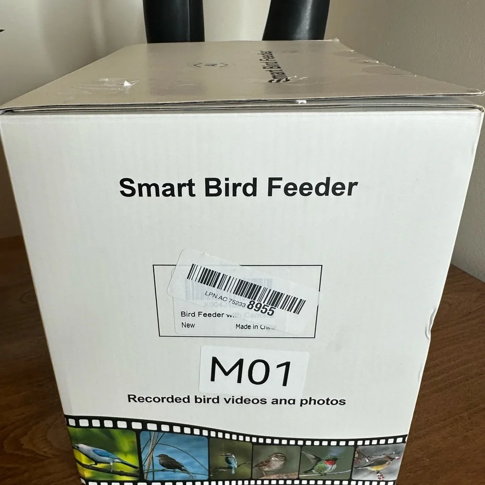 Bird Feeder with AI Technology - NIB